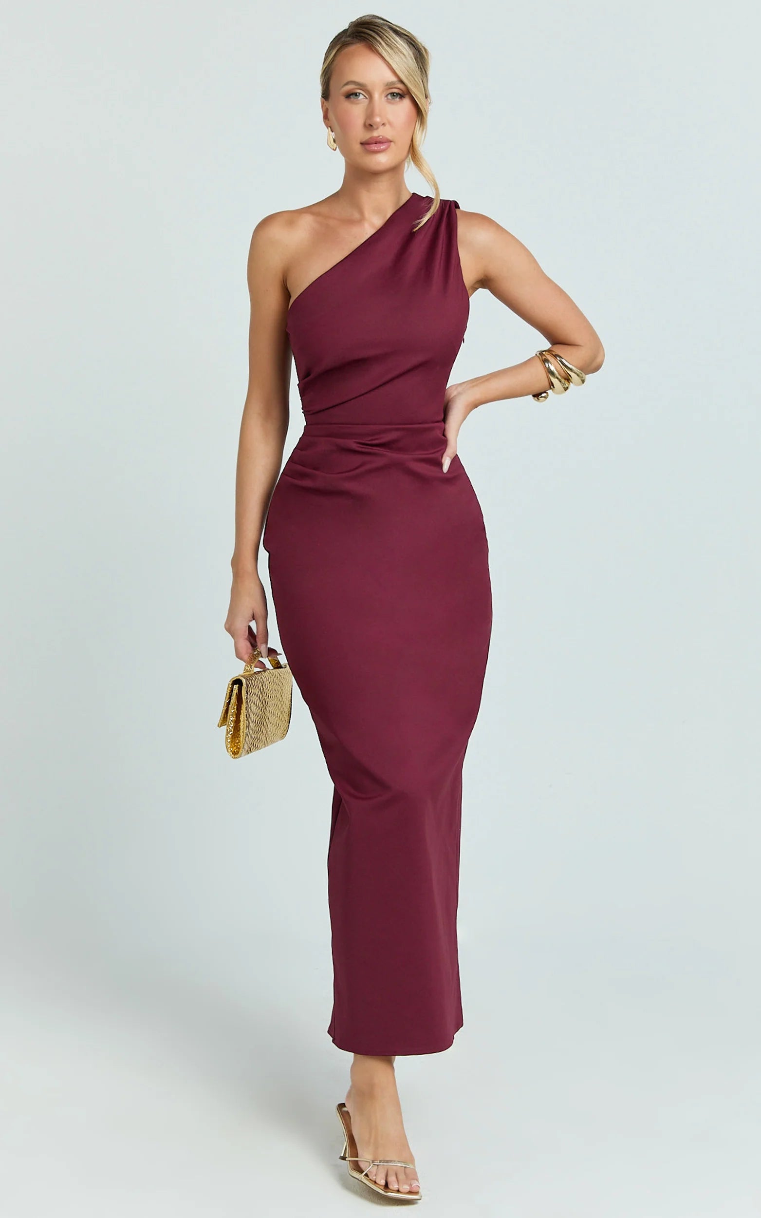 One Shoulder Fitted Dress in Wine
